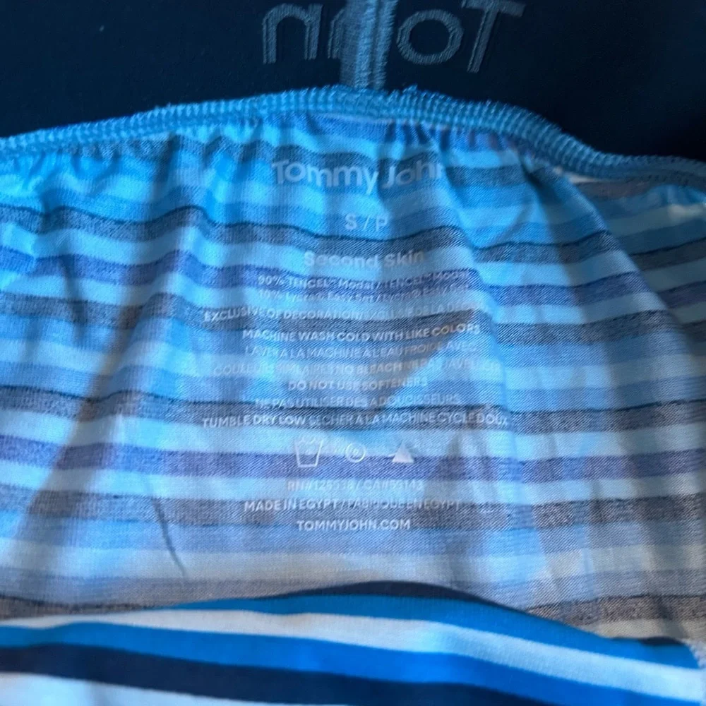 Tommy John Second Skin Boxer Briefs Crystal Blue Globe Stripes Small NWT